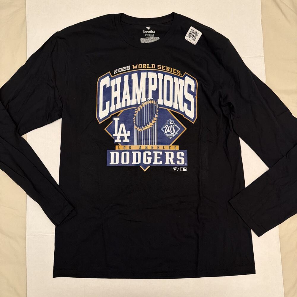 Los Angeles Dodgers T-Shirt Size Men's Large With Kershaw #22